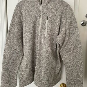 Woolrich Men's Heathered Gray Quarter Zip Sweater